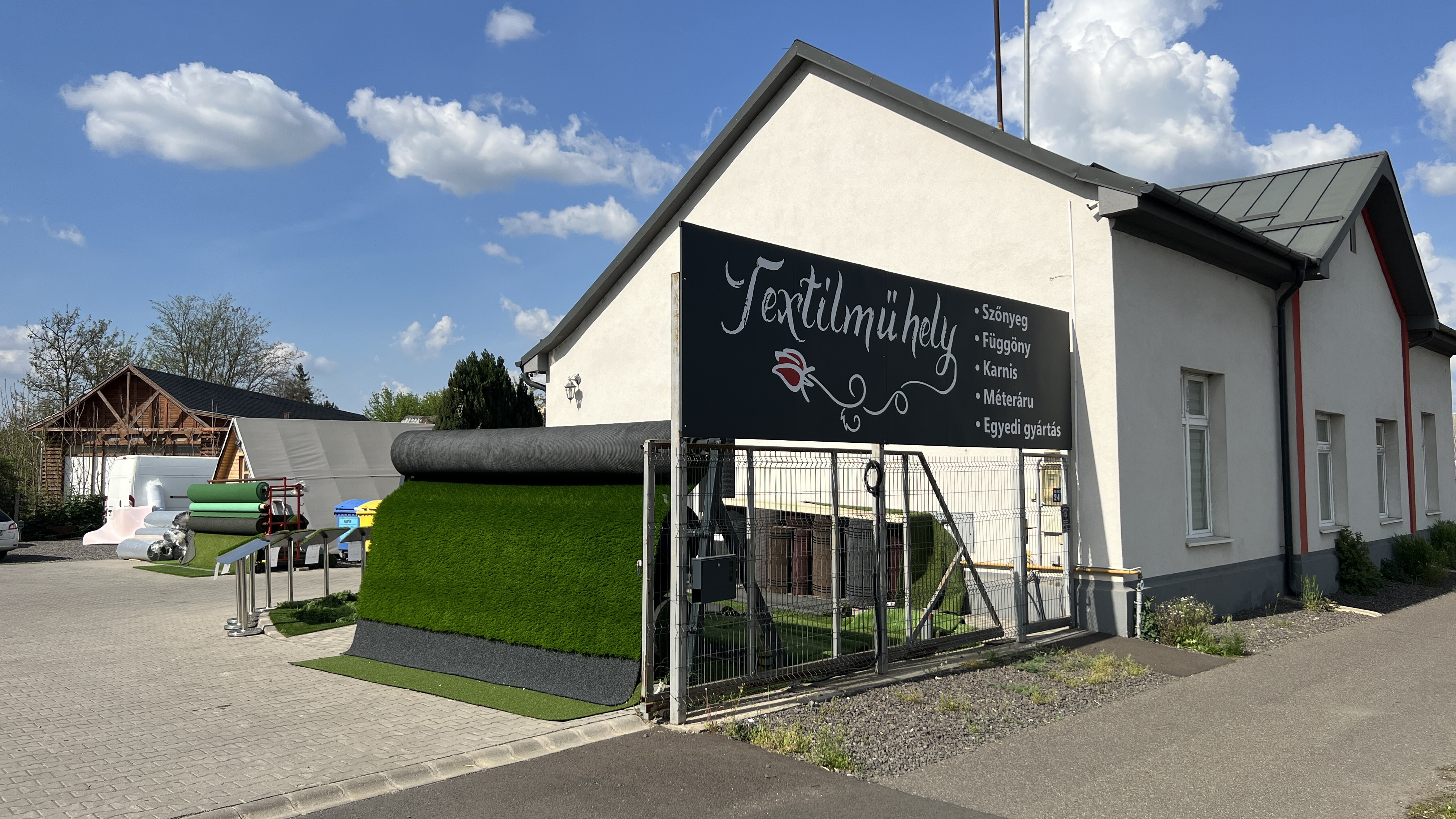 Telephely udvar – 1. fotó